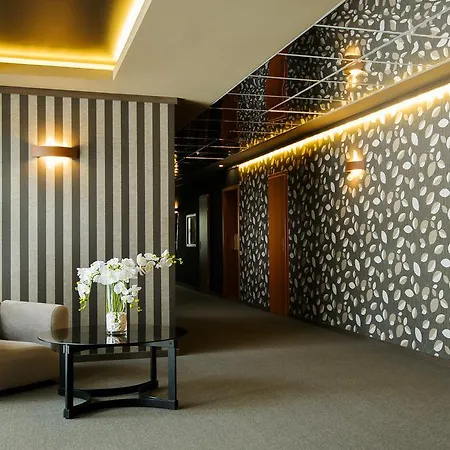 Jolly Alon 4* Chişinău